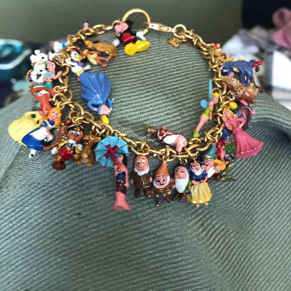 Charm bracelet